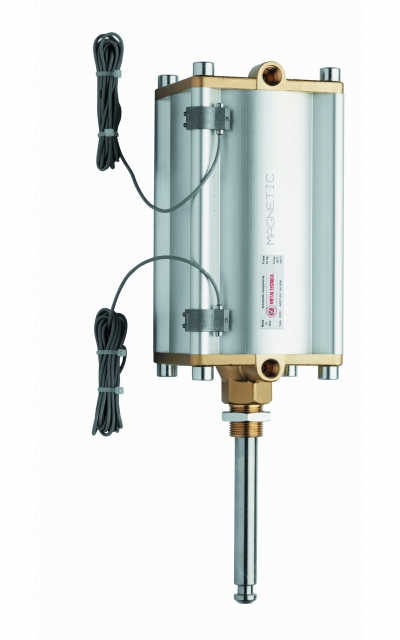 Double acting pneumatic cylinder with magnetic sensors 